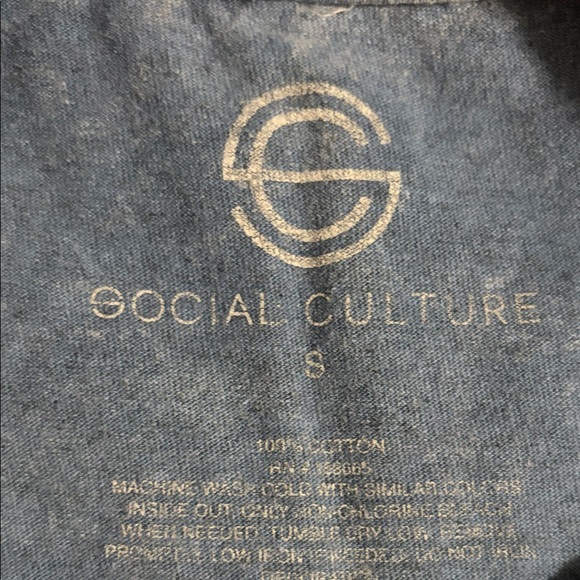 USA Flag Graphic Tee - Blue Women's Top - Picture 3 of 4